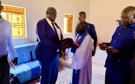 Awebada COU Gifts Minister Engola Chicken, He Pledges Car & Motorbike